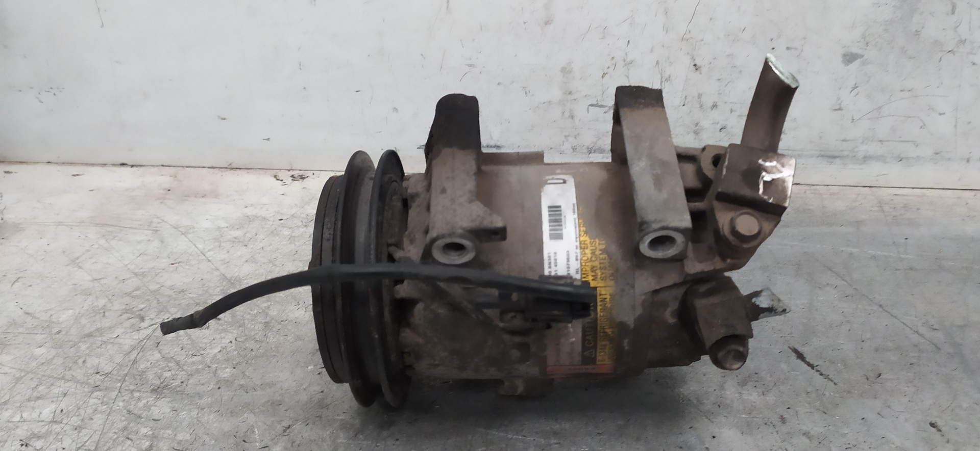 NISSAN Almera N16 (2000-2006) Hасос кондиционера 92600BN301, EA05145010 25966338