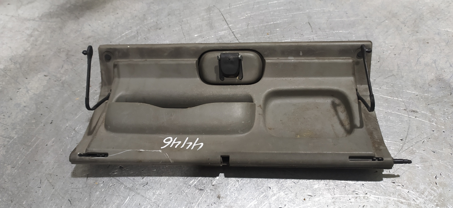 OPEL Vivaro A (2002-2006) Glove Box 20113519