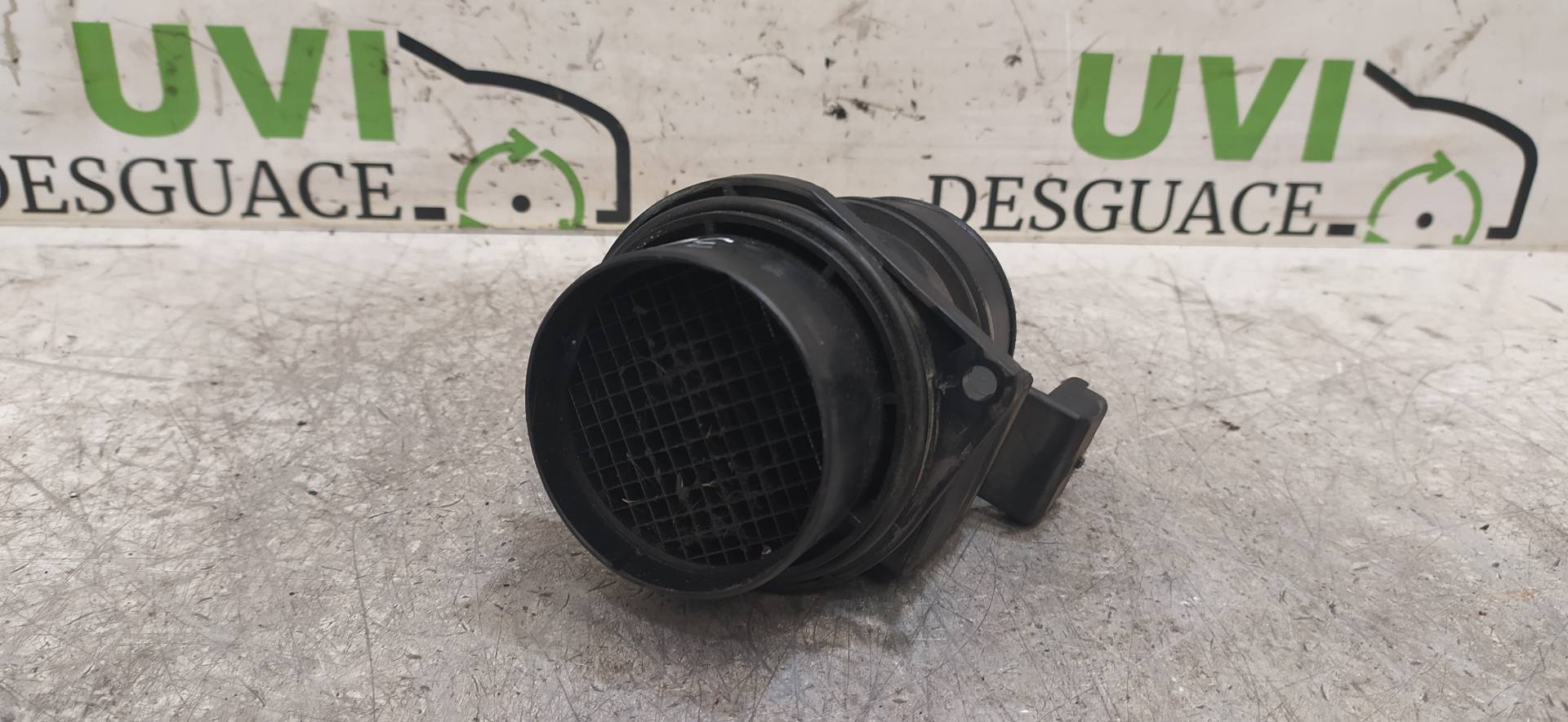 RENAULT Laguna 2 generation (2001-2007) Mass Air Flow Sensor MAF 5WK9609, H7700314669 20036235