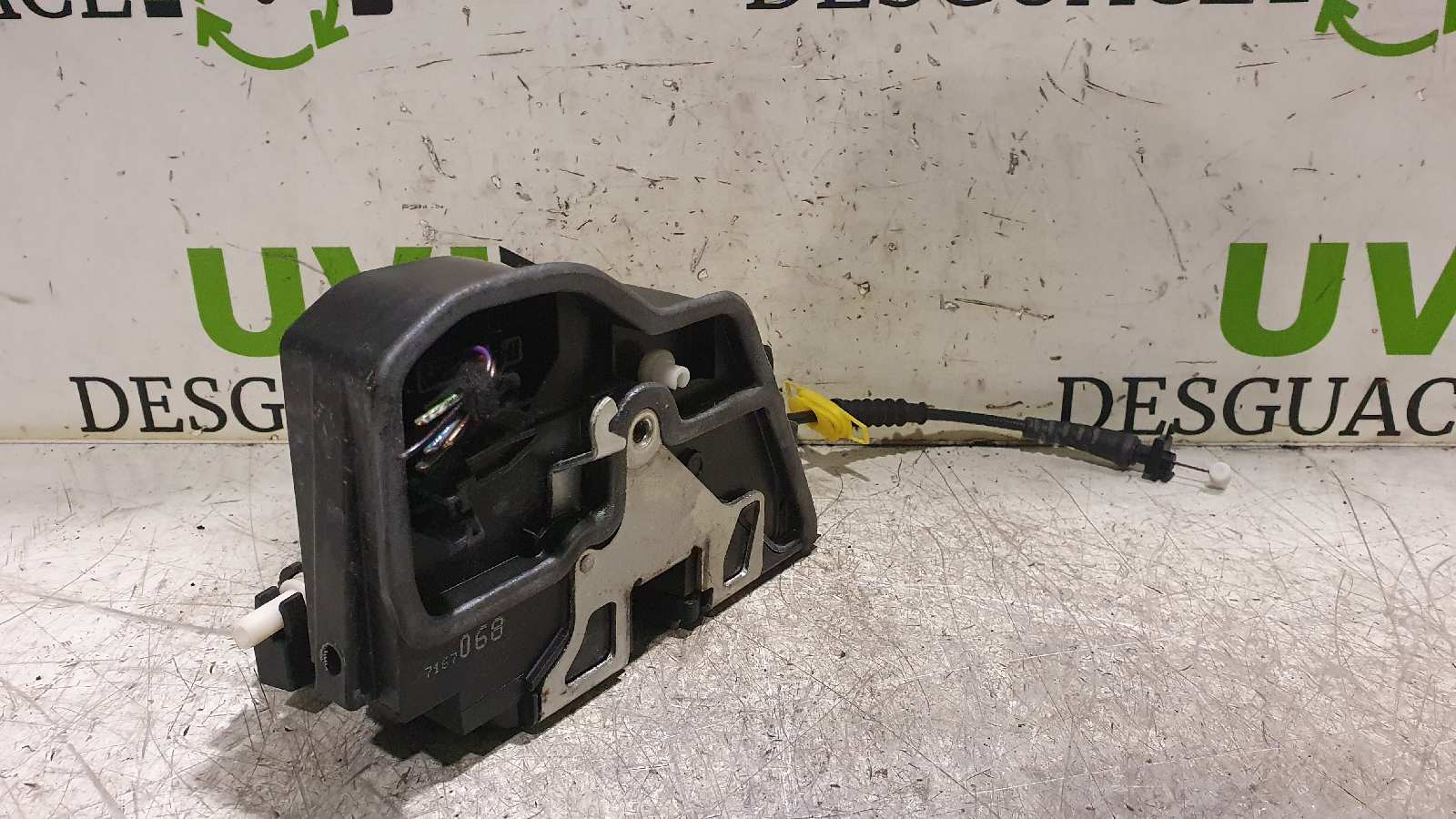 BMW X3 E83 (2003-2010) Front Right Door Lock 7167068 20031617