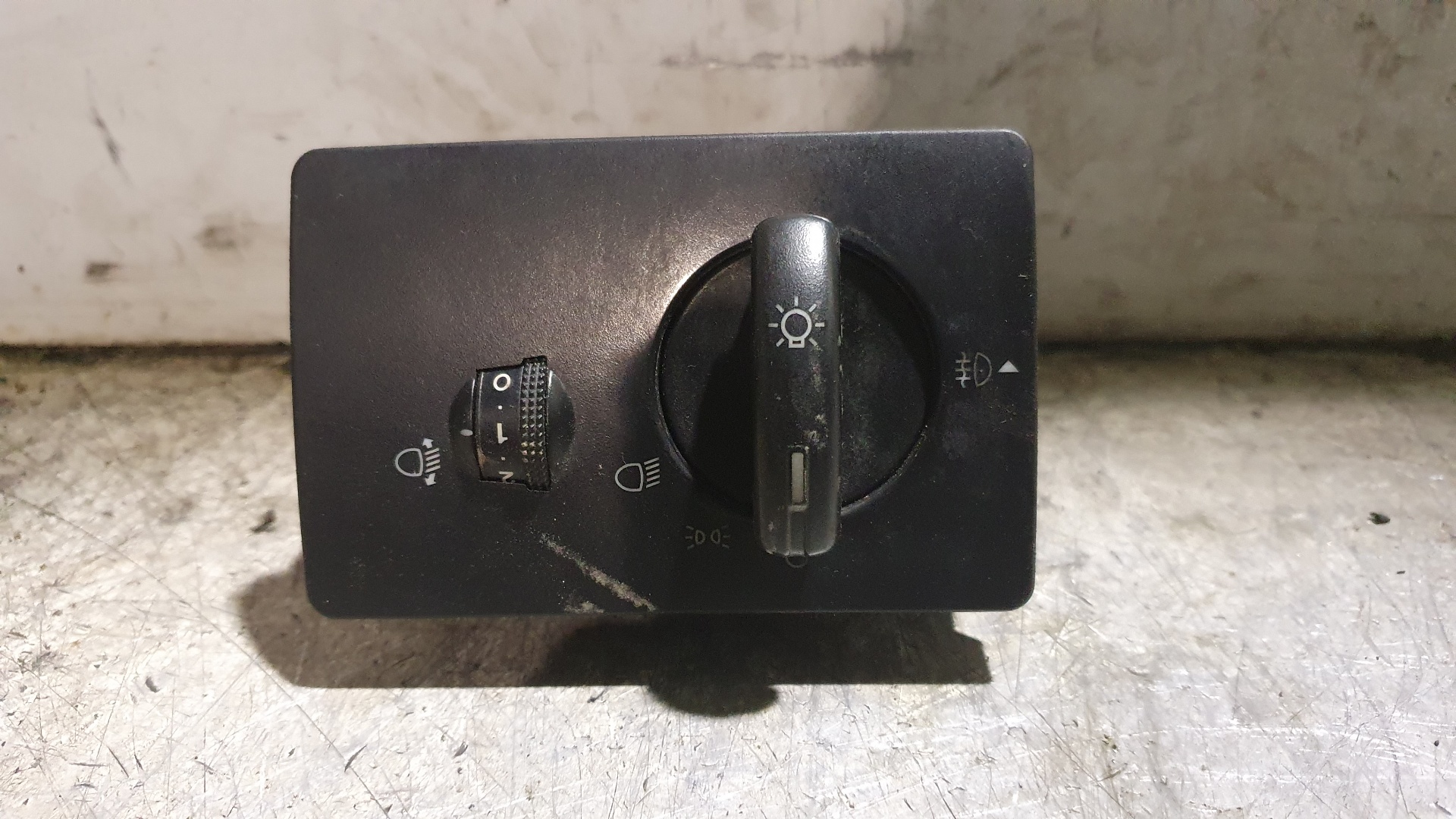 FORD Fiesta 5 generation (2001-2010) Headlight Switch Control Unit 6S6T13A024EA 20083699