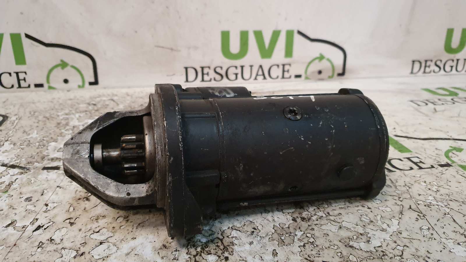 VOLVO V-Class W638, W639 (1996-2003) Starter Motor CS10441 19975395