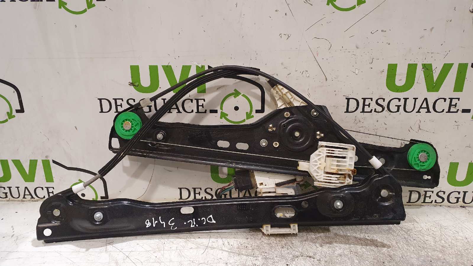 BMW 3 Series E90/E91/E92/E93 (2004-2013) Priekšējo kreiso durvju logu pacēlājs 7060265S,7140587E,6927027 20031577