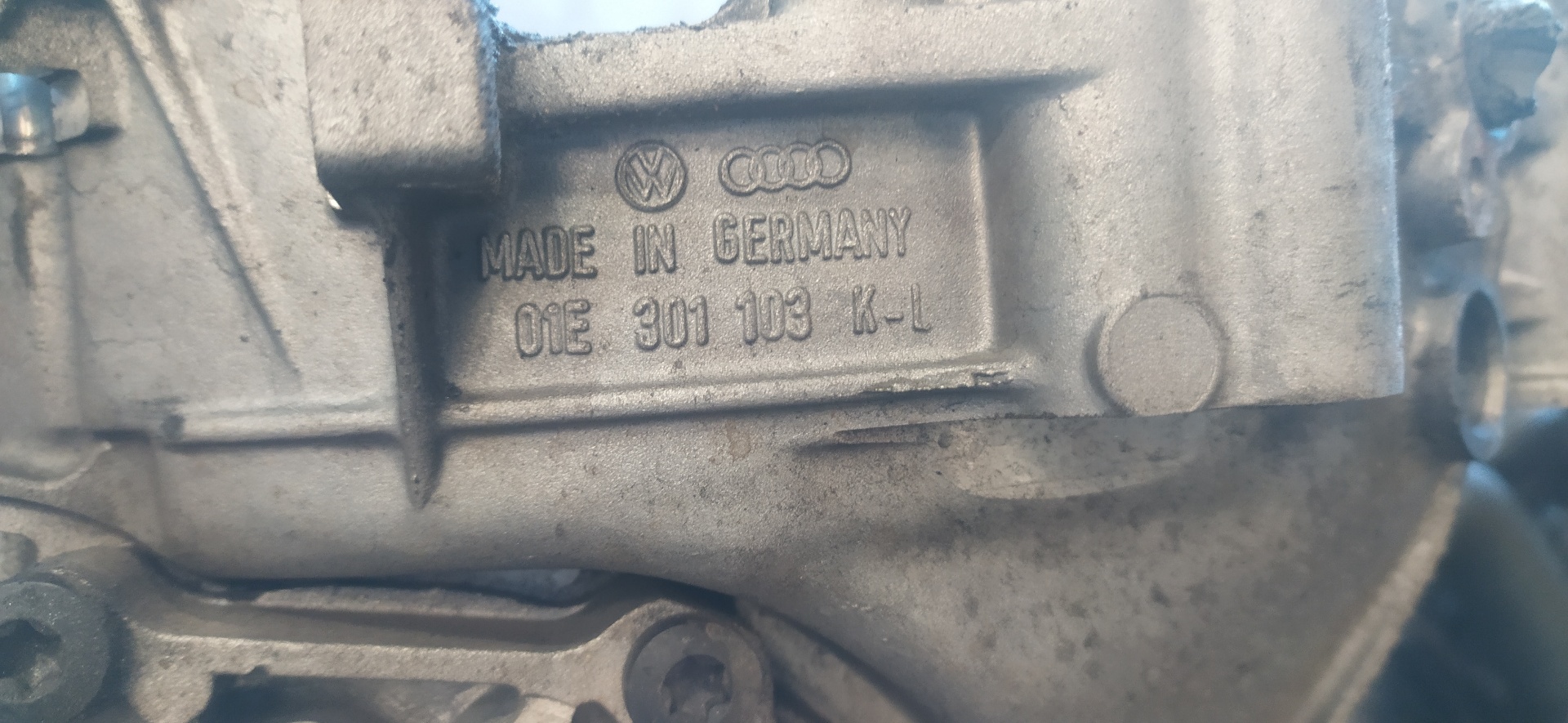 VOLKSWAGEN Passat B5 (1996-2005) Gearbox GVS 20097131