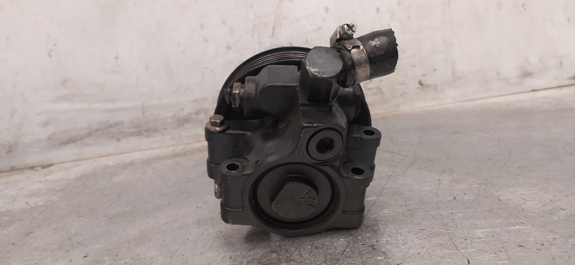 FORD Focus 1 generation (1998-2010) Power Steering Pump XS4E3A733AC 25960636