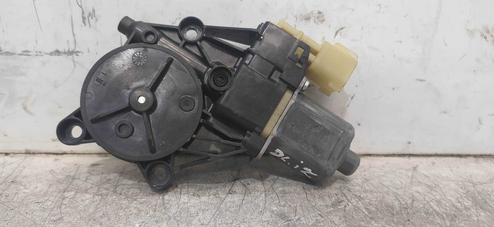 FORD Fiesta 5 generation (2001-2010) Motor regulator geam ușă stânga față 0130822404 20072434