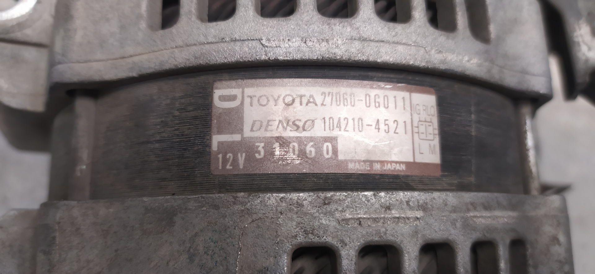 TOYOTA Avensis 2 generation (2002-2009) Alternator 270600G011 25023121