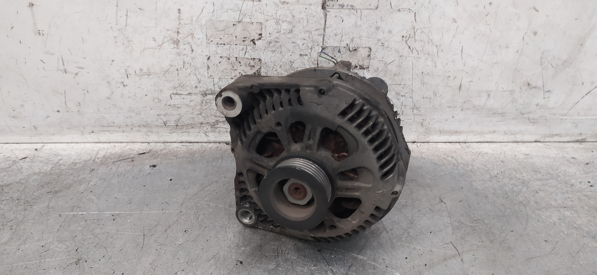 BMW 5 Series E39 (1995-2004) Alternator 2247389 25967546