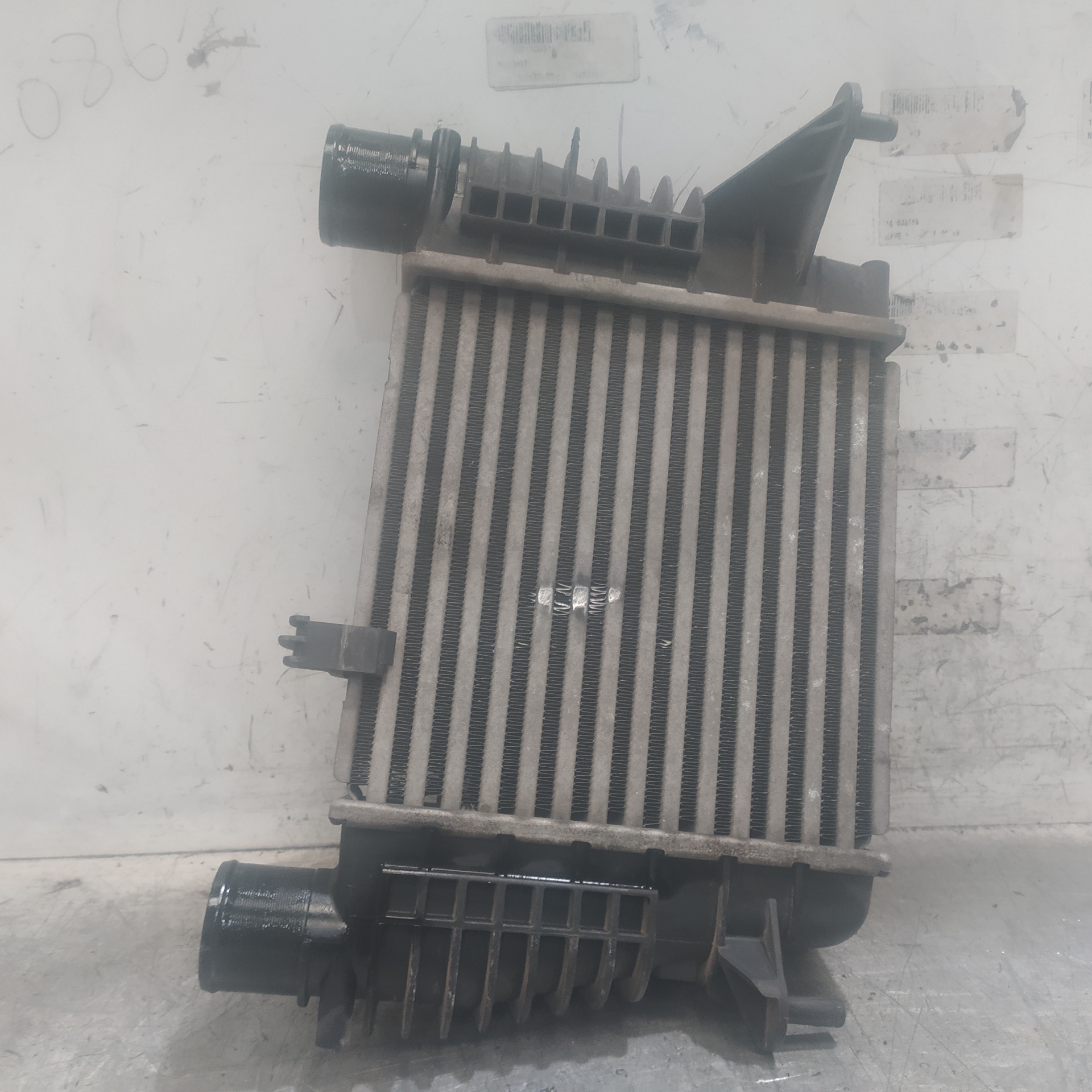 RENAULT Clio 3 generation (2005-2012) Intercooler Radiator 8200471885B 25917571