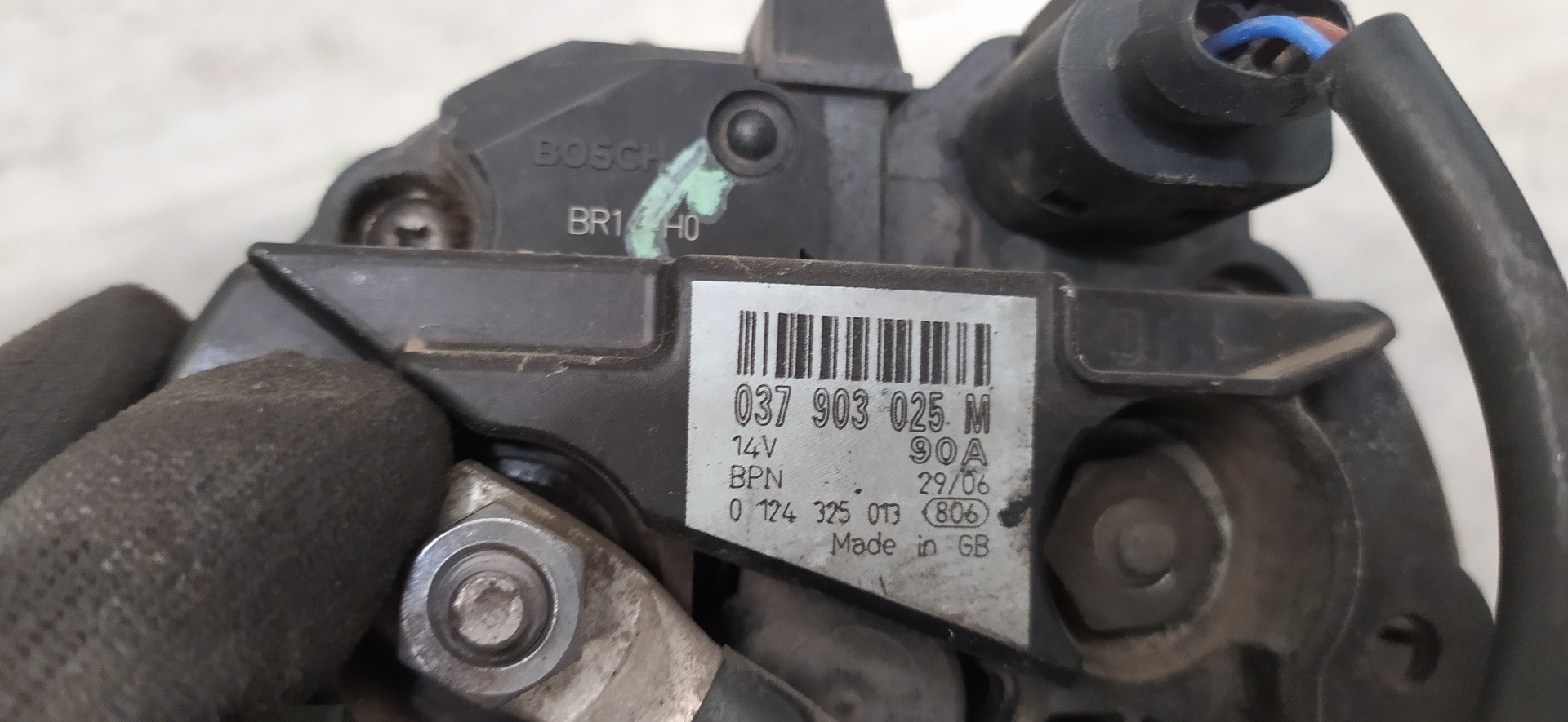 VOLKSWAGEN Polo 4 generation (2001-2009) Генератор 037903025M 25035527