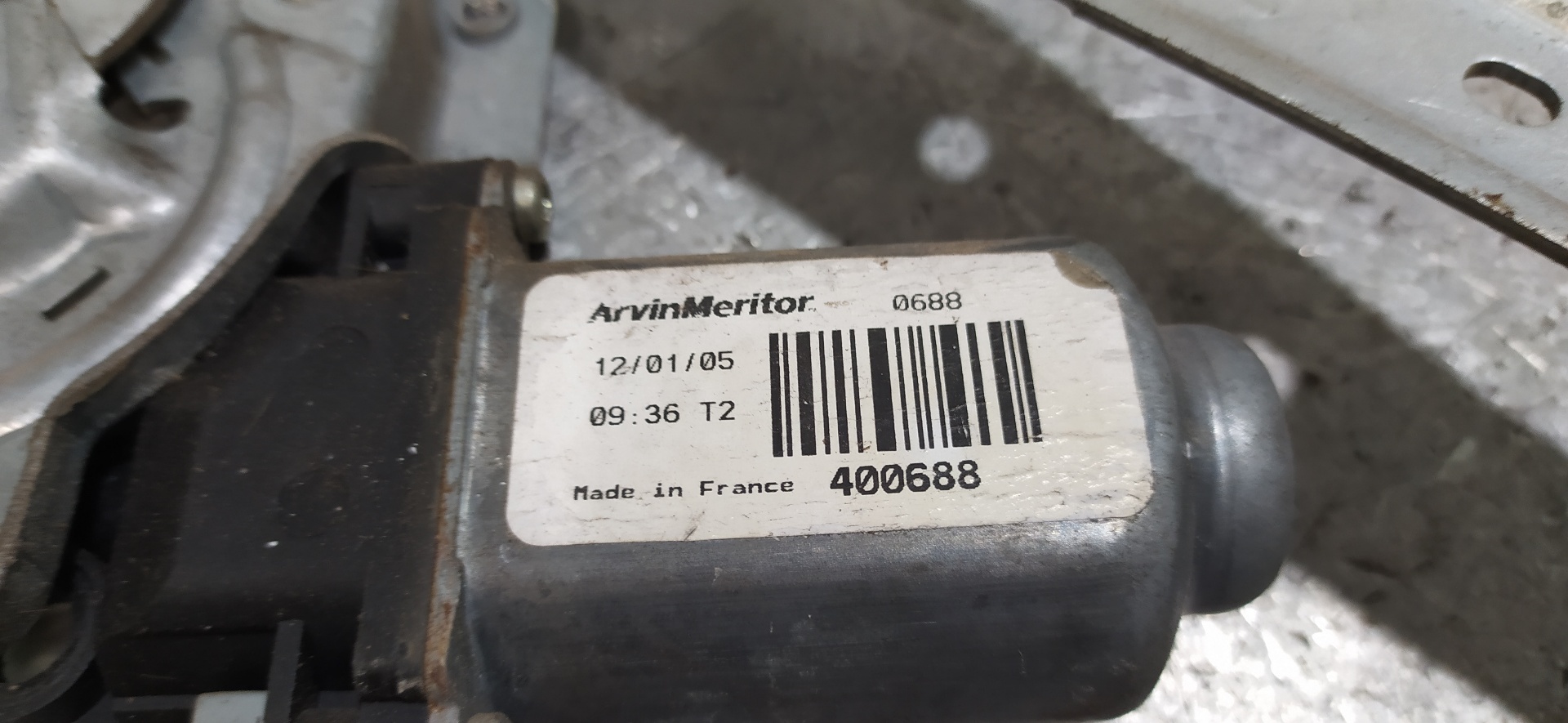 NISSAN Almera N16 (2000-2006) Ridicator geam ușă dreapta spate 400688 25909763