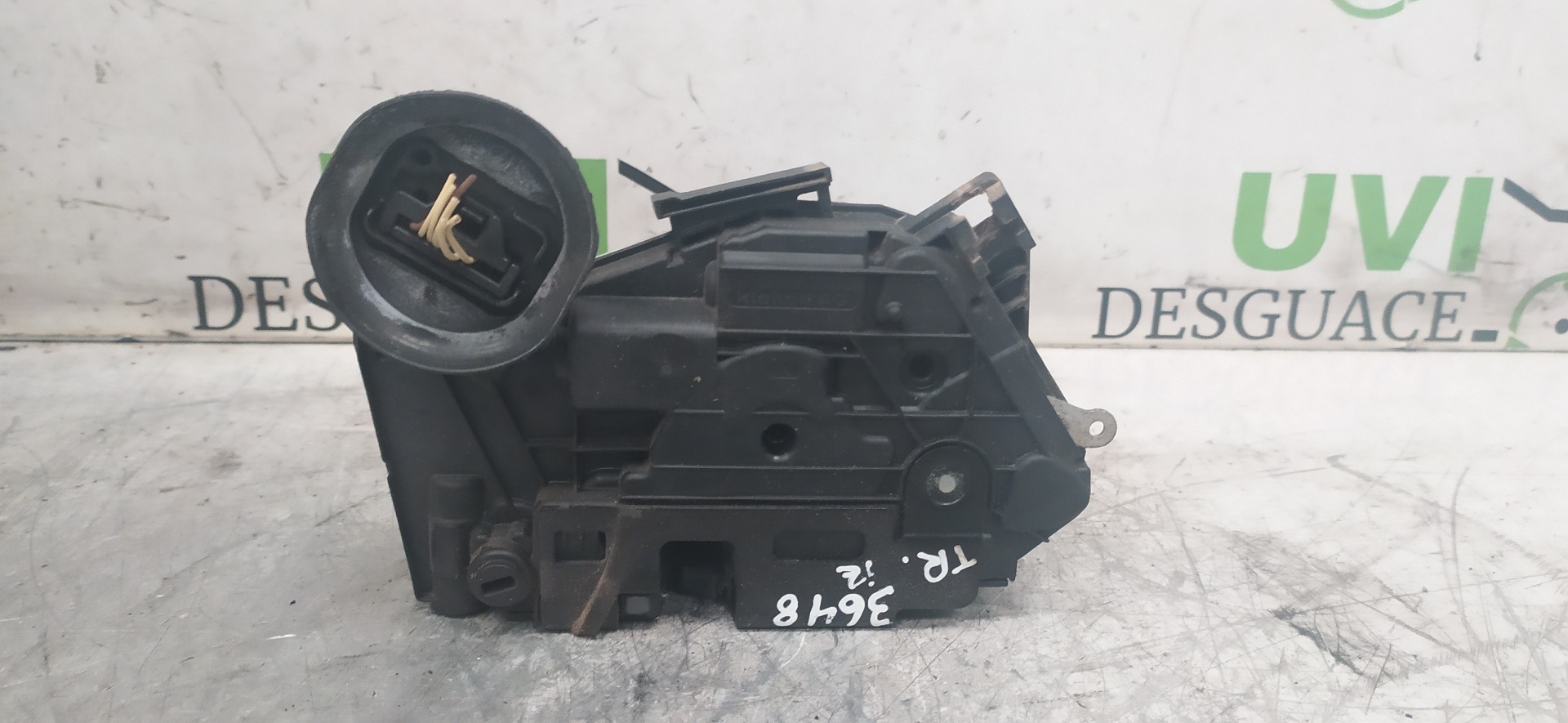 VOLKSWAGEN Golf 6 generation (2008-2015) Rear Left Door Lock 5K4839015B 20057301