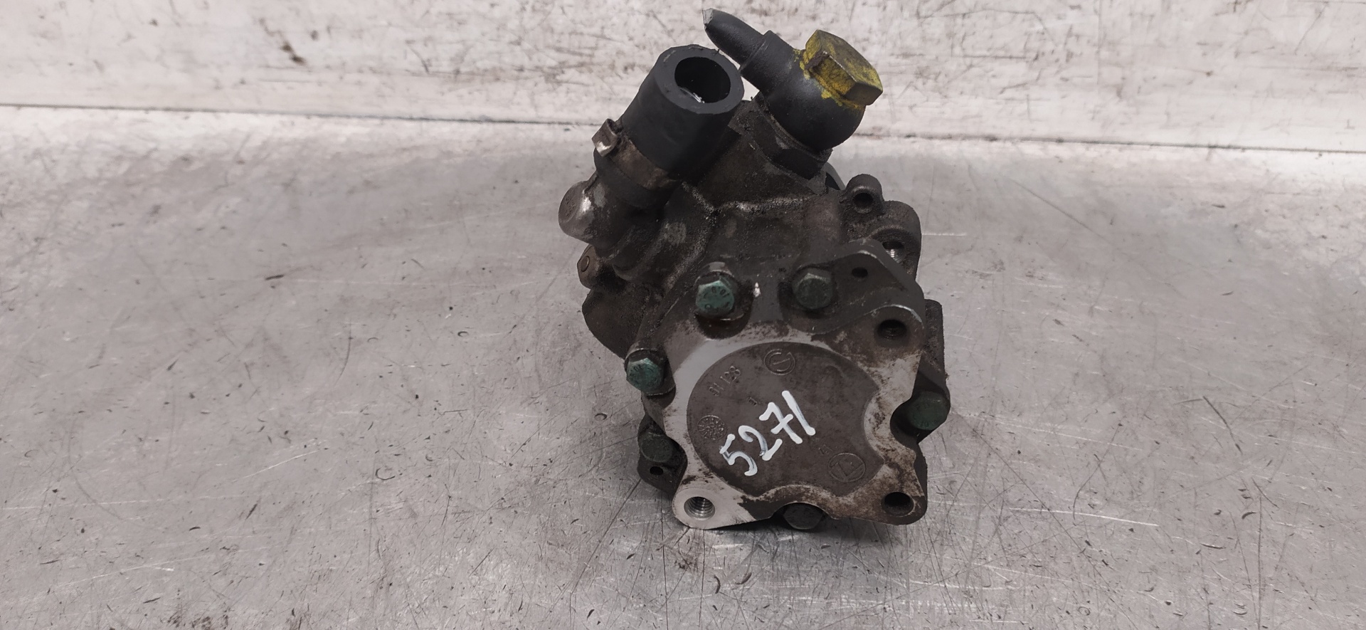 AUDI A6 C5/4B (1997-2004) Power Steering Pump 4B0145155R 25188346