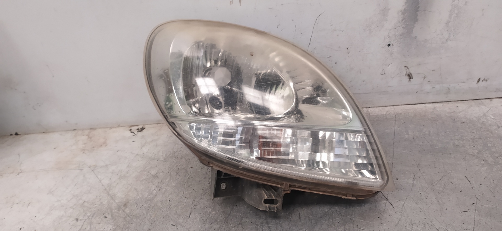 ACURA Kangoo 1 generation (1998-2009) Front Right Headlight 8200236591 20102576