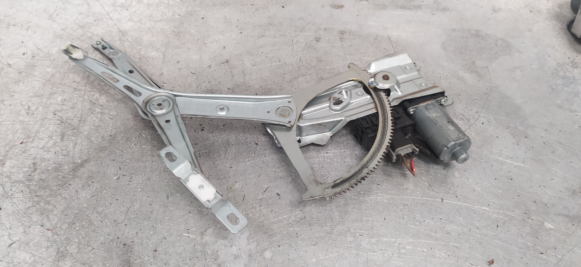 OPEL Astra J (2009-2020) Front Right Door Window Regulator 13100418RH, 0130821989 20125183