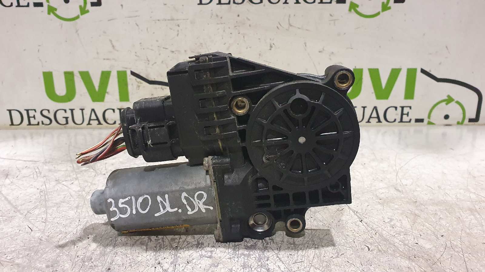 FIAT A6 C5/4B (1997-2004) Front Right Door Window Control Motor 4B0959802, 0130821774 20026110