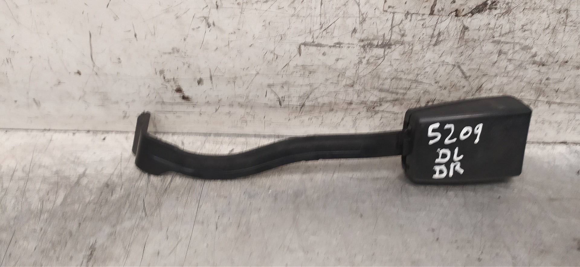 SEAT Altea 1 generation (2004-2013) Front Right Seatbelt 5P0857756J 25967686