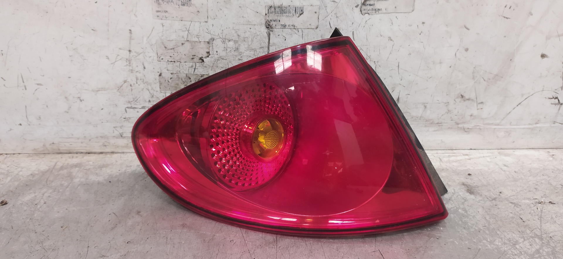 SEAT Toledo 3 generation (2004-2010) Rear Left Taillight 25967192