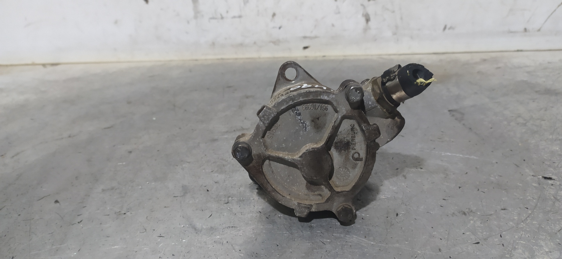 NISSAN Vacuum Pump 46771105 25909892