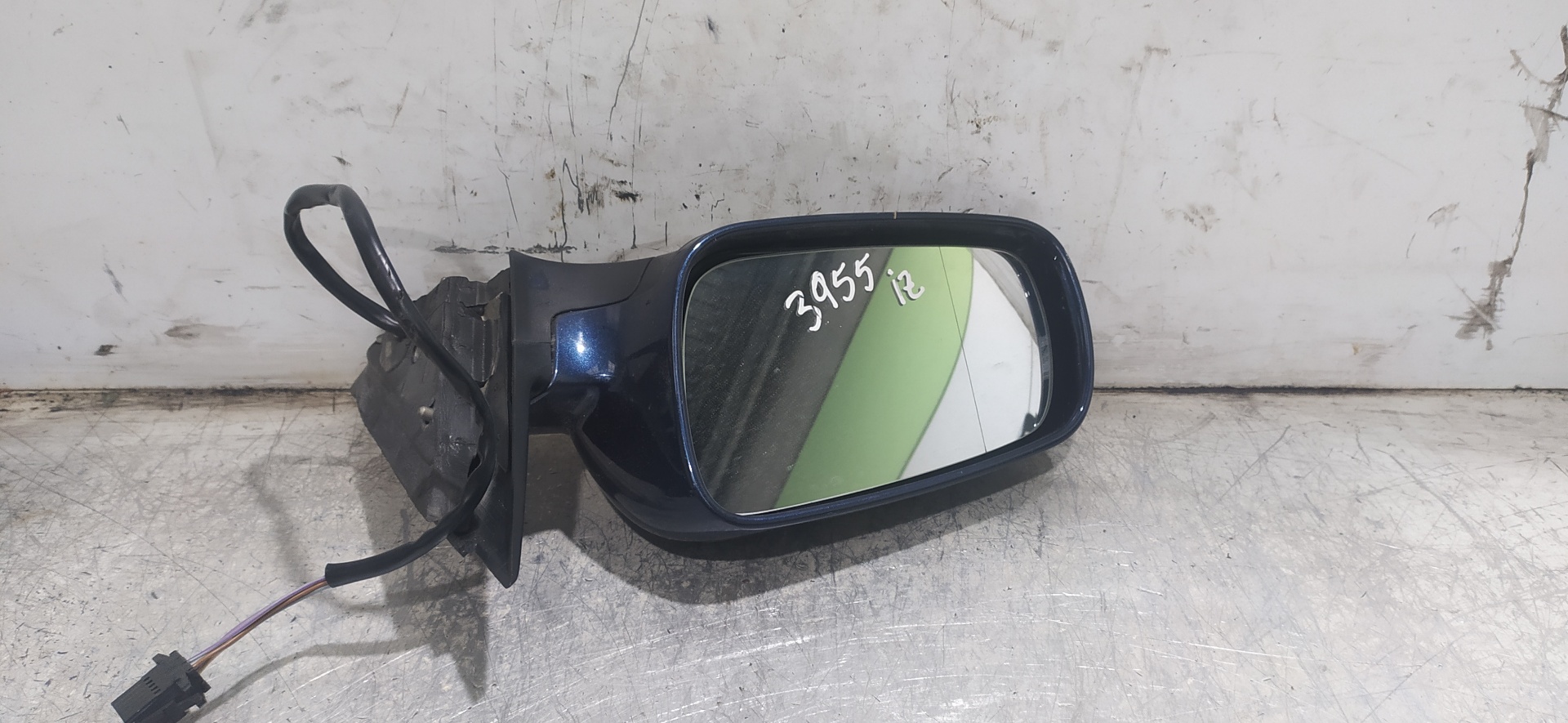 VOLKSWAGEN Passat B5 (1996-2005) Left Side Wing Mirror 20076566