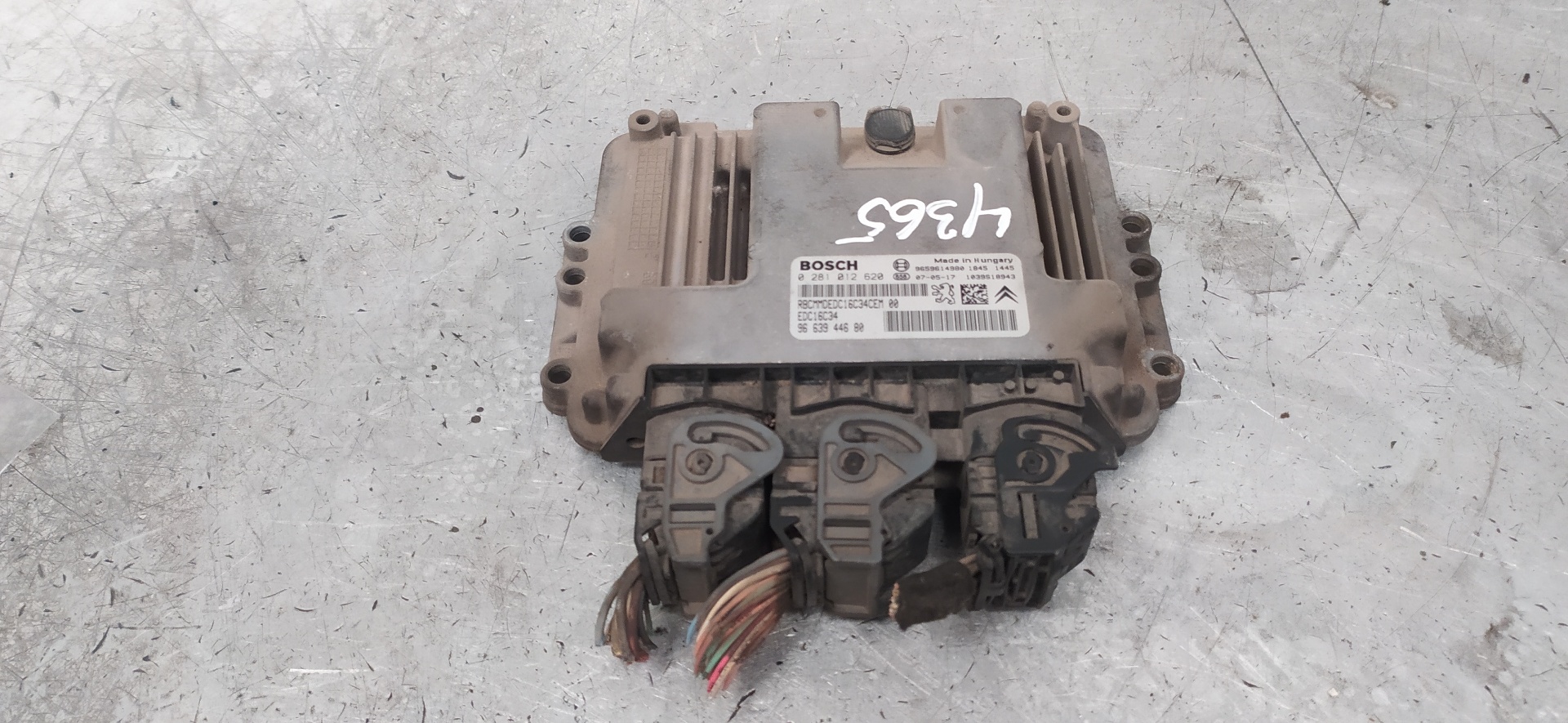 PEUGEOT Partner 1 generation (1996-2012) Unitate de control motor 9663944680,0281012620 20106974