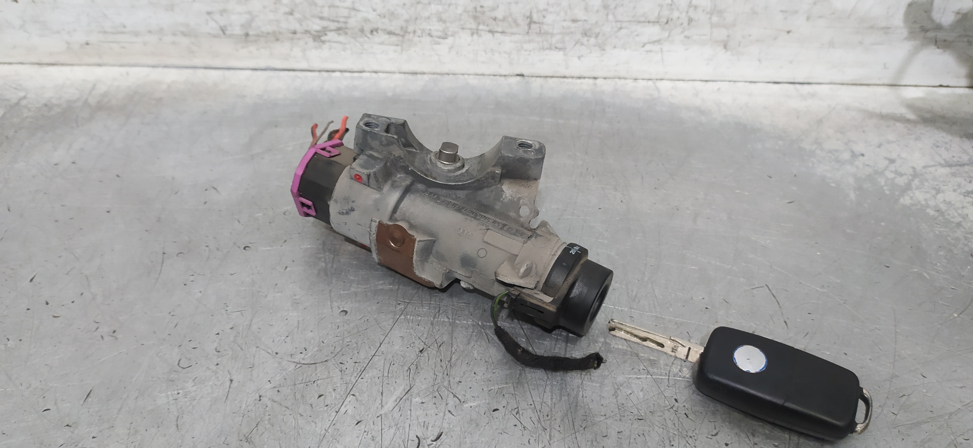 VOLKSWAGEN Polo 4 generation (2001-2009) Ignition Lock 4B0905851Q 25917298