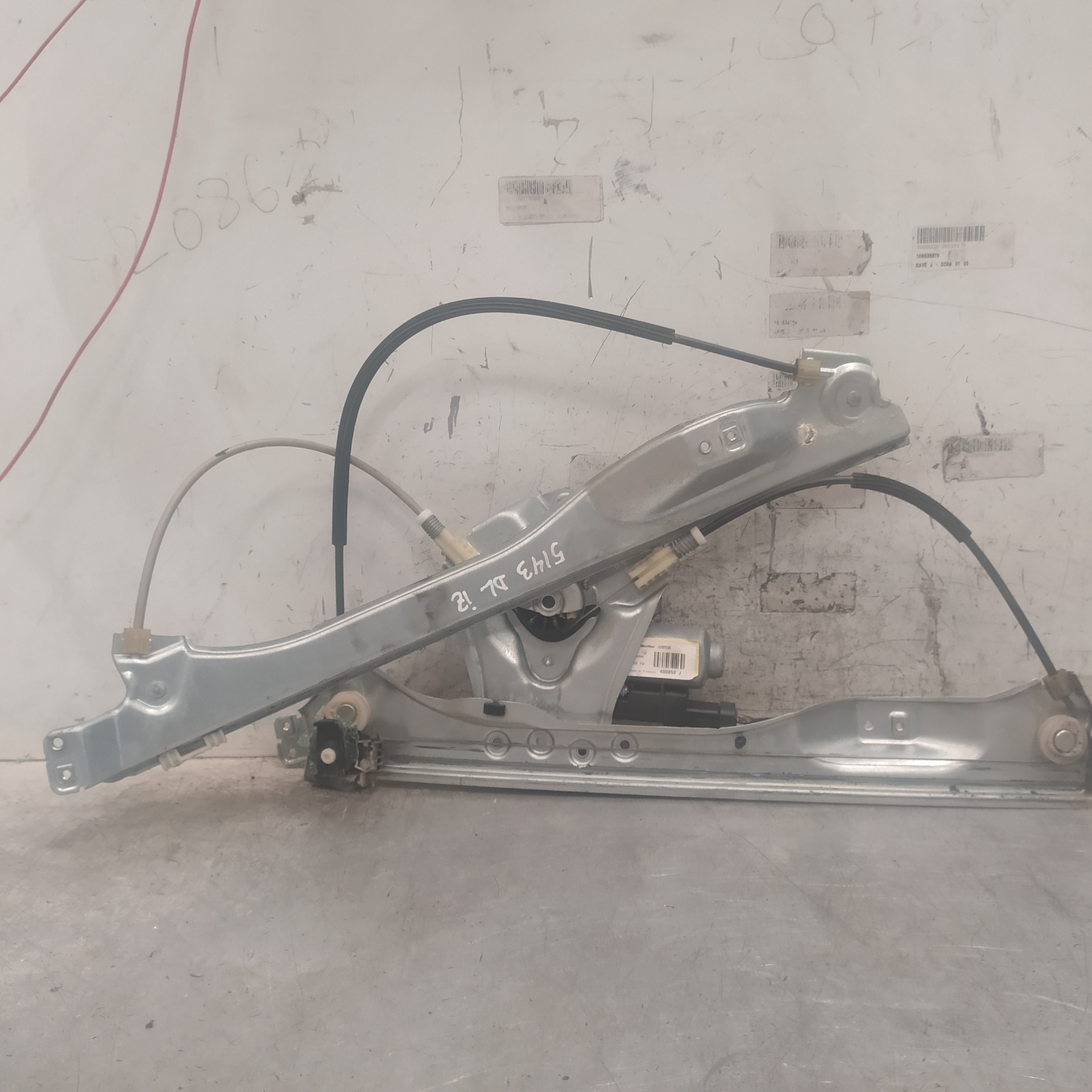 RENAULT Clio 3 generation (2005-2012) Front Left Door Window Regulator 400858J 25967767