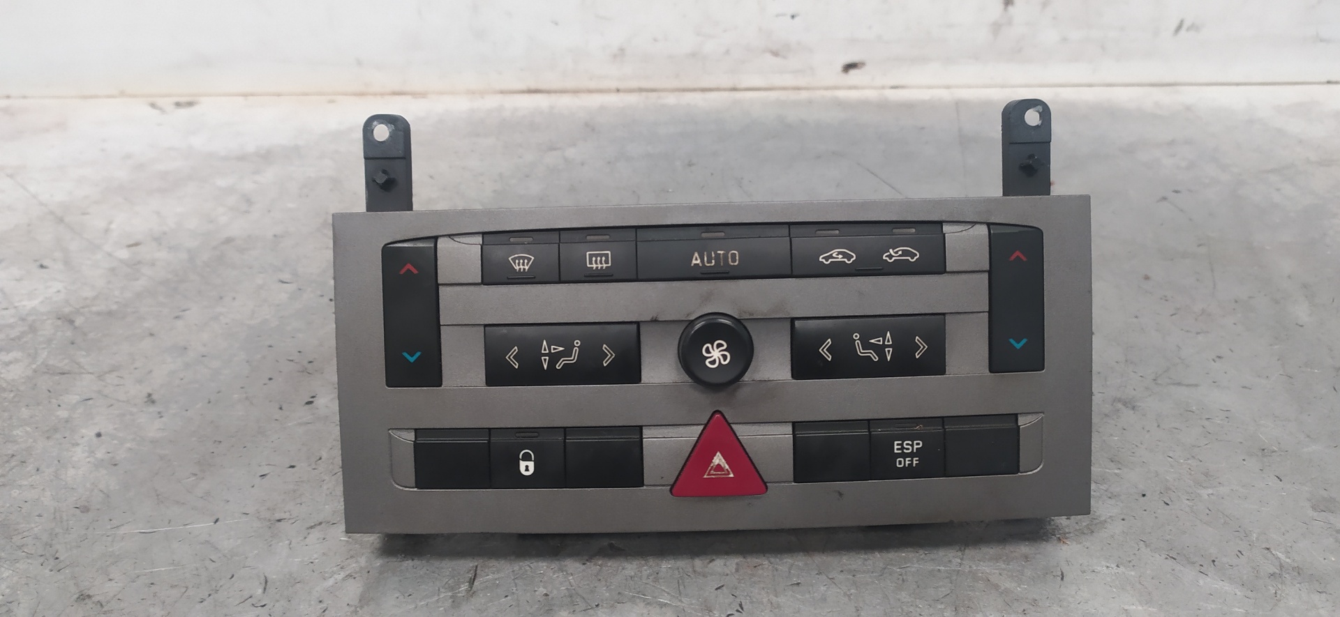 PEUGEOT 407 1 generation (2004-2010) Climate  Control Unit 96573322YW 20111157