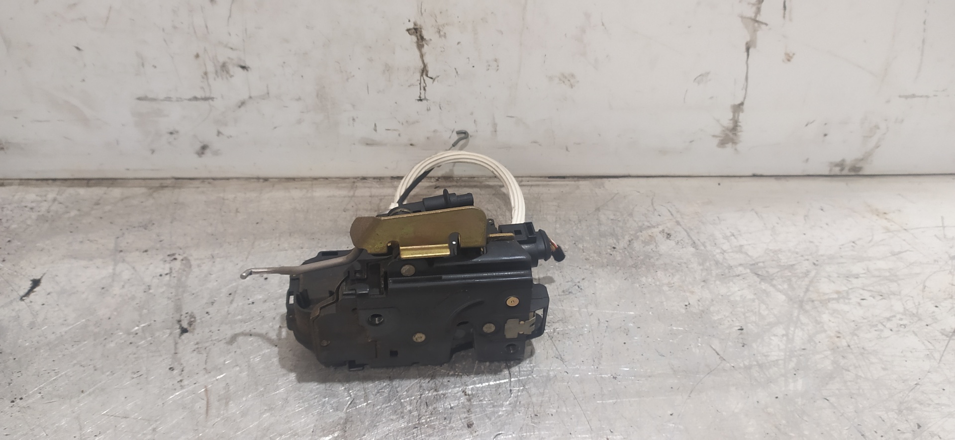 AUDI A3 8L (1996-2003) Front Right Door Lock 4B1837016B 20078211