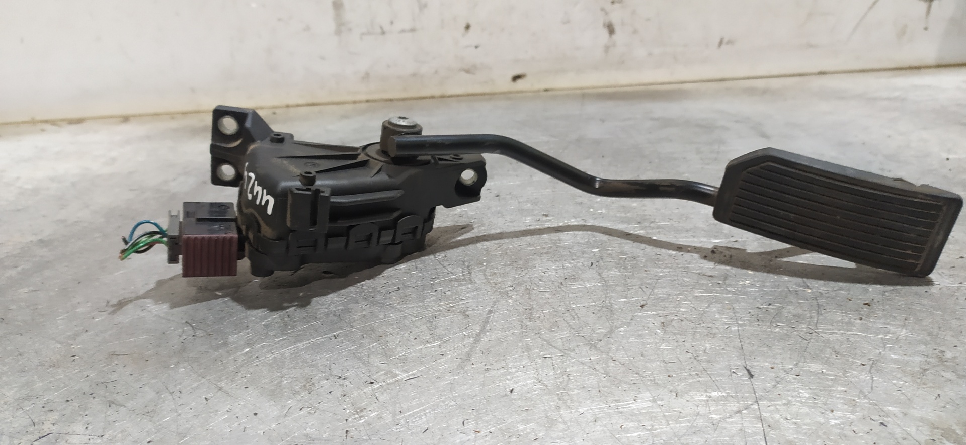 NISSAN Almera N16 (2000-2006) Pedala de accelerație 18002AU410 25909757