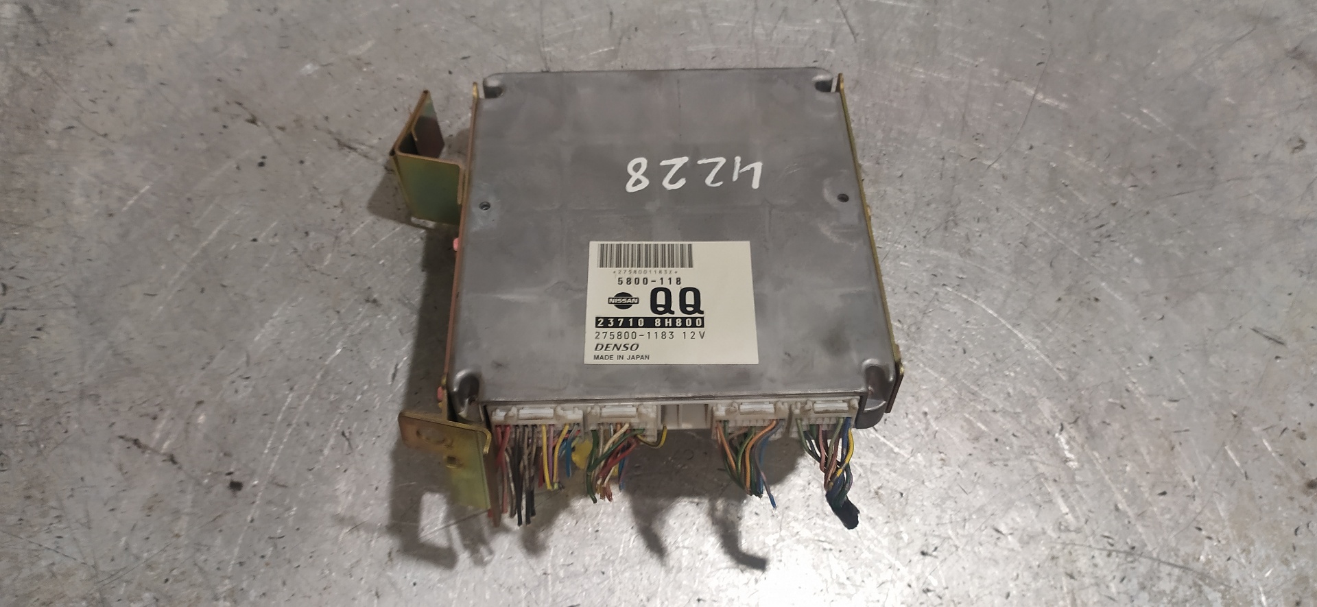 NISSAN X-Trail T30 (2001-2007) Блок за управление на двигателя ECU 5800118,237108H800 20110811