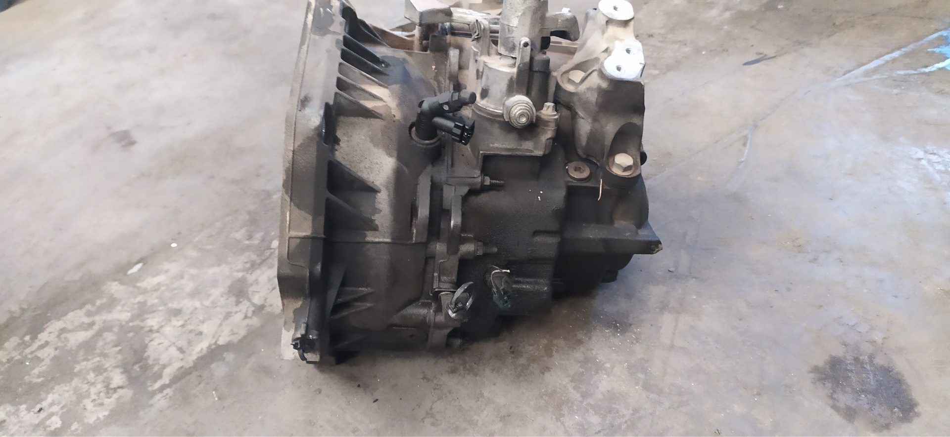 CHEVROLET Cruze 1 generation (2009-2015) Gearkasse F40 25350942