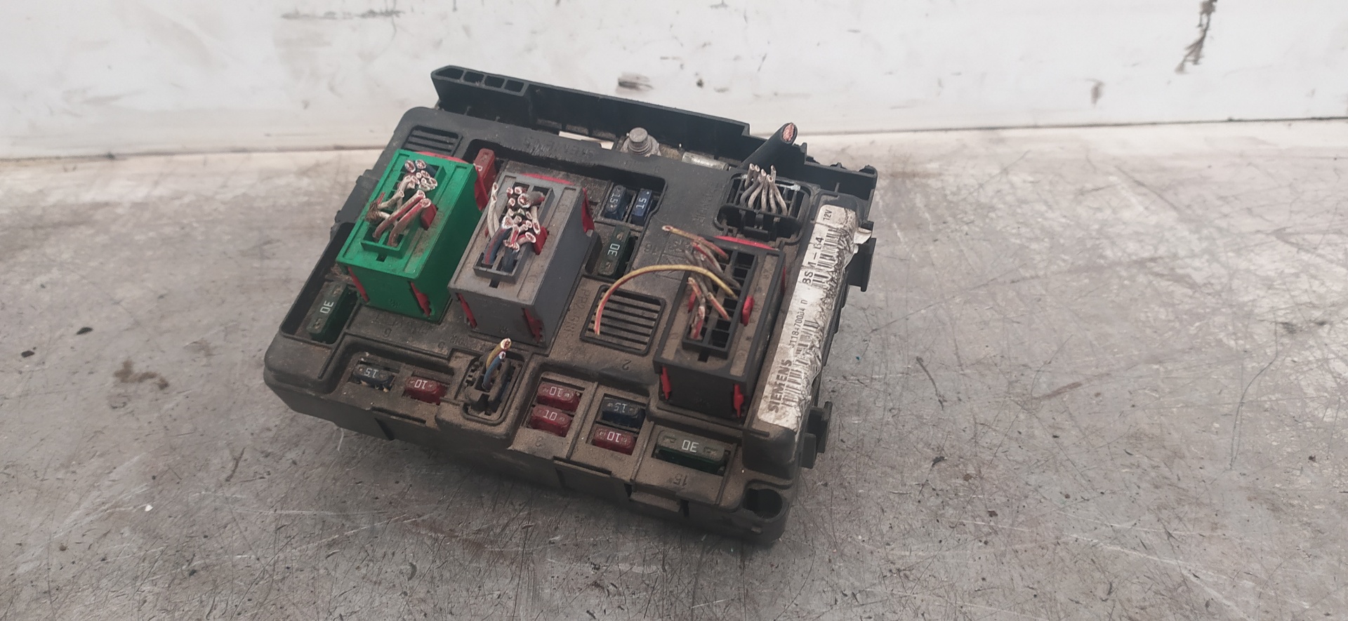 CITROËN C5 1 generation (2001-2008) Fuse Box 9643498780 20072593