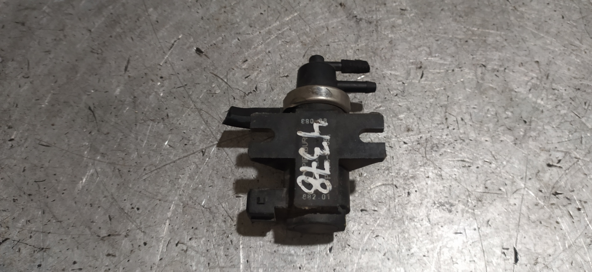 AUDI A4 B5/8D (1994-2001) EGR Valve 1H0906627 20108581