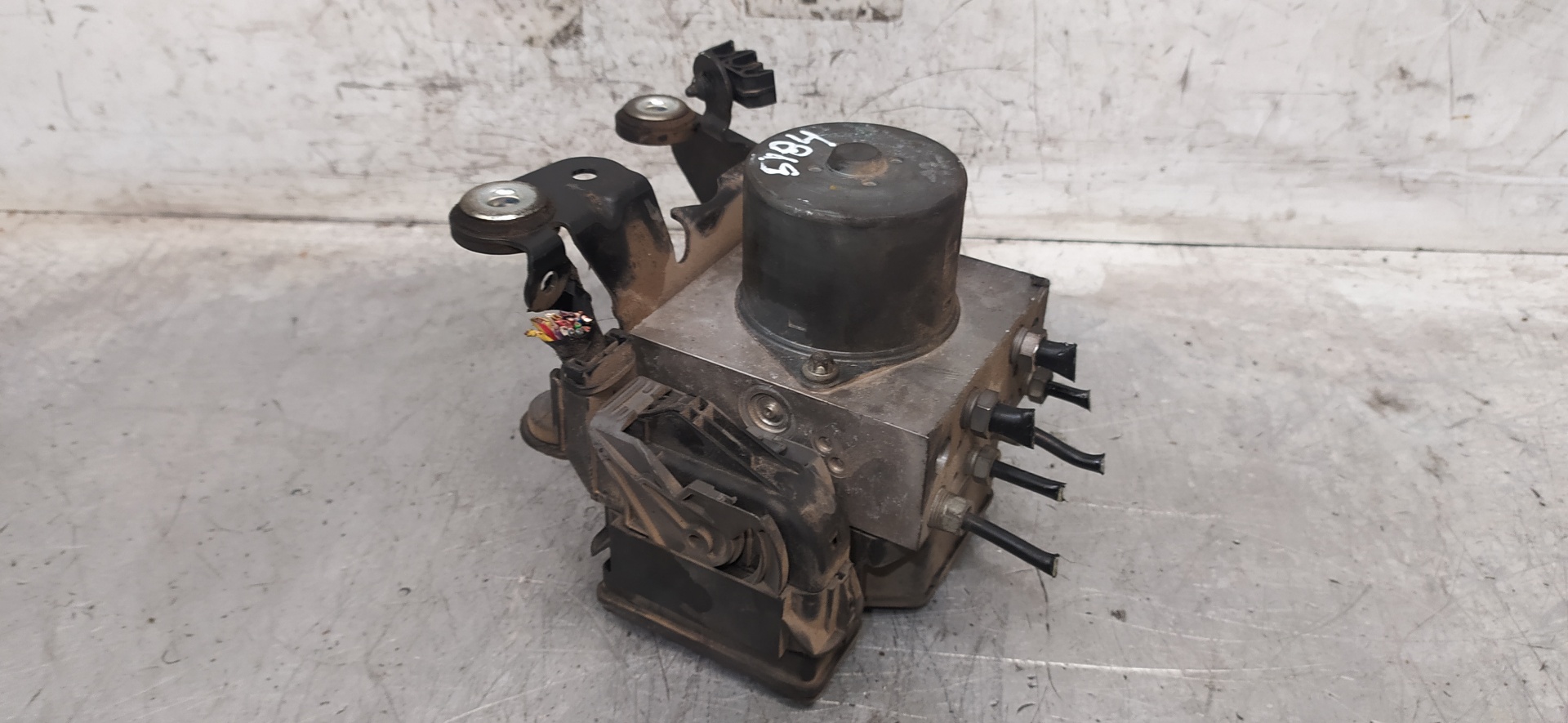 FORD S-Max 1 generation (2006-2015) ABS Pump 7G912C405AB 25967309