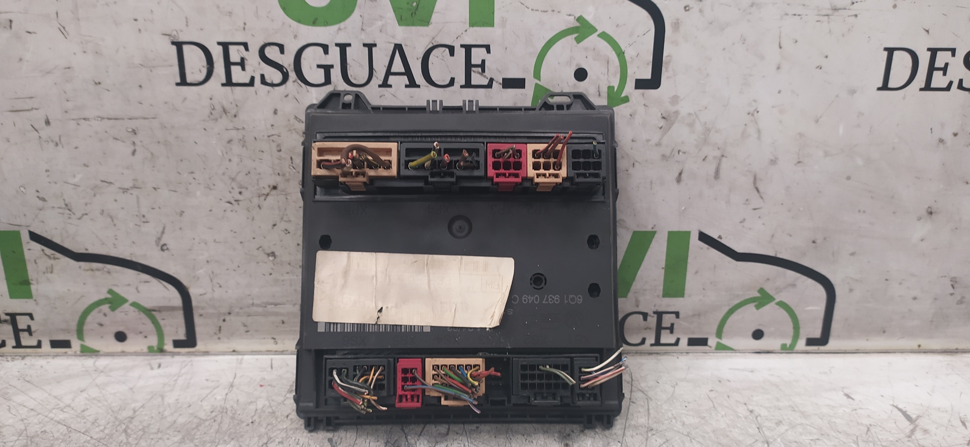 OPEL Corsa C (2000-2006) Fuse Box 6Q1937049C 20052132