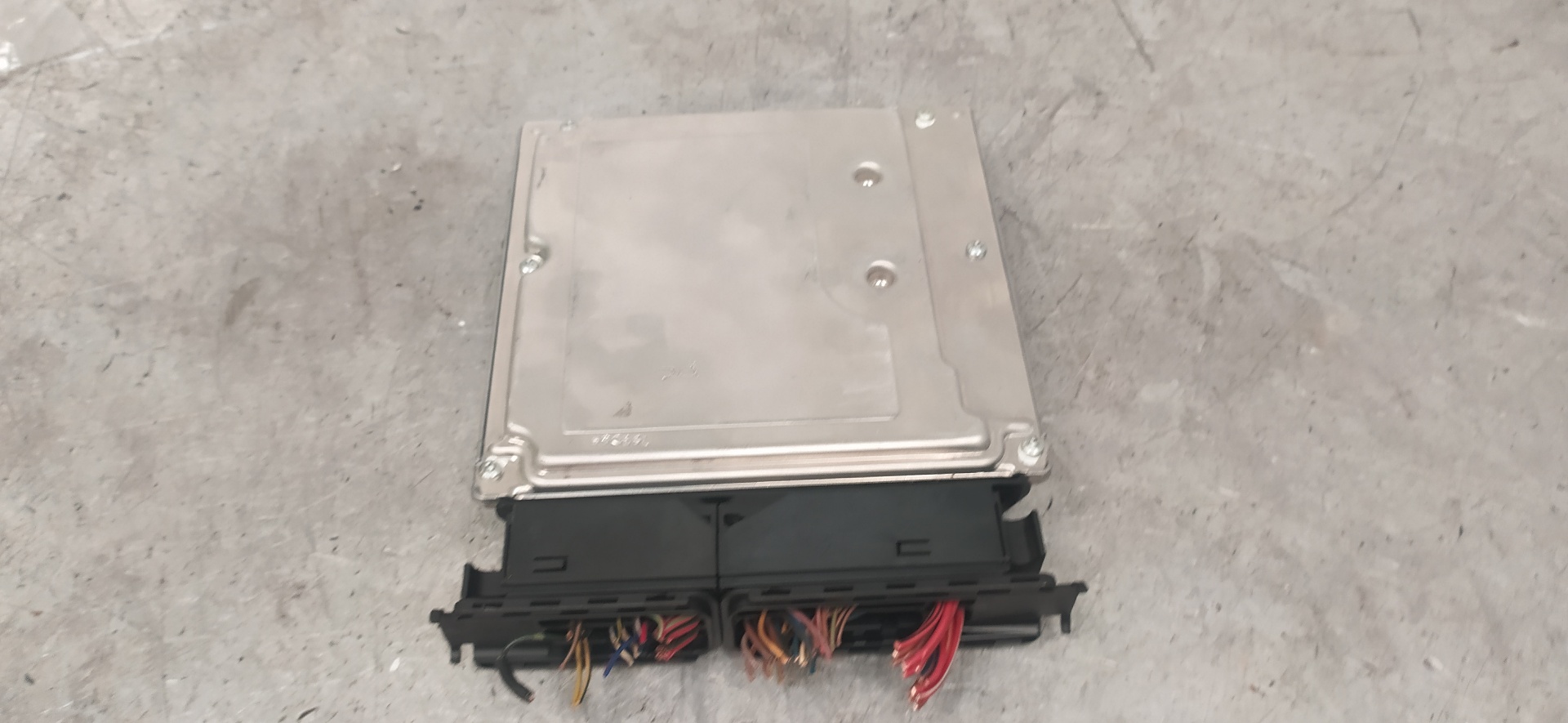 BMW 7 Series E65/E66 (2001-2008) Engine Control Unit ECU DDE7794626,0281011414 25160033