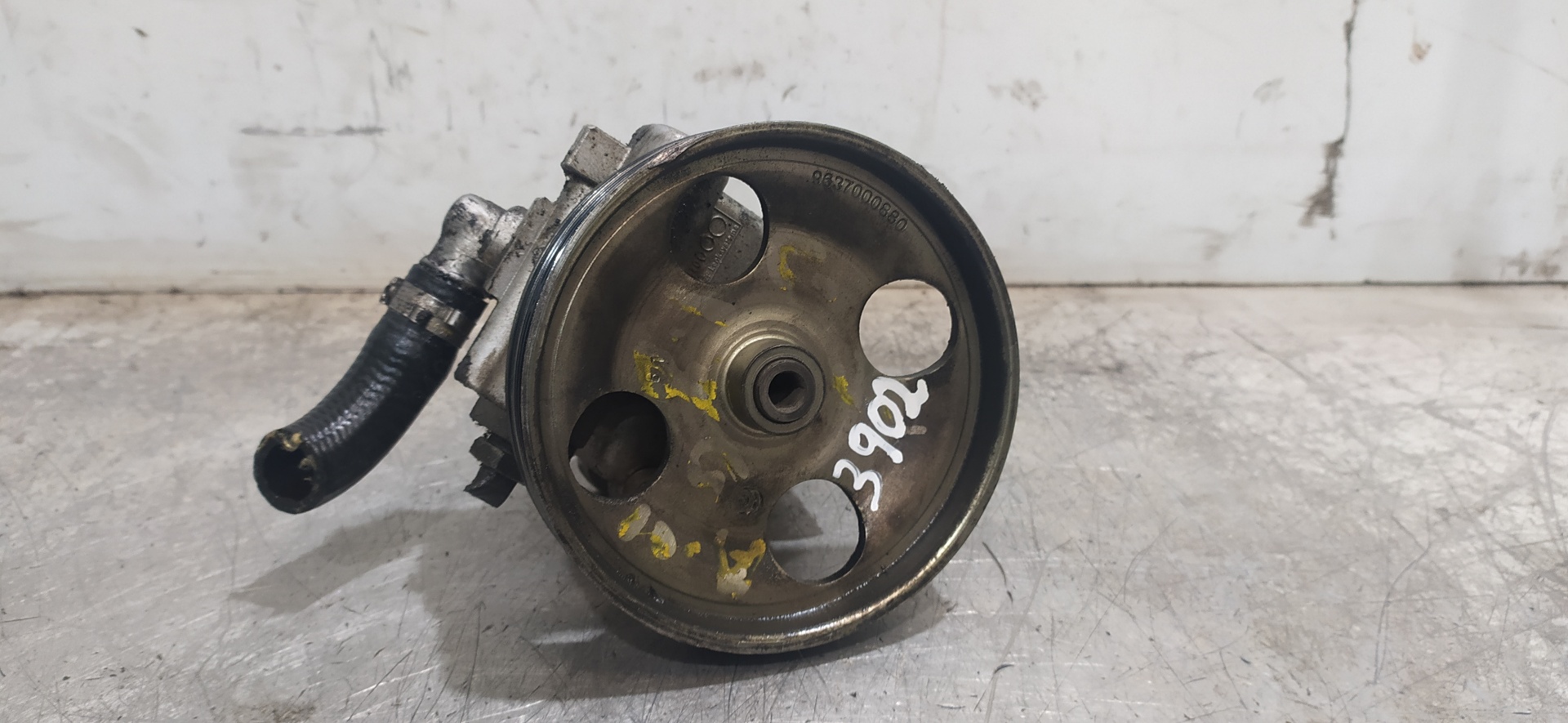 CITROËN C5 1 generation (2001-2008) Power Steering Pump 9637000880 20074003