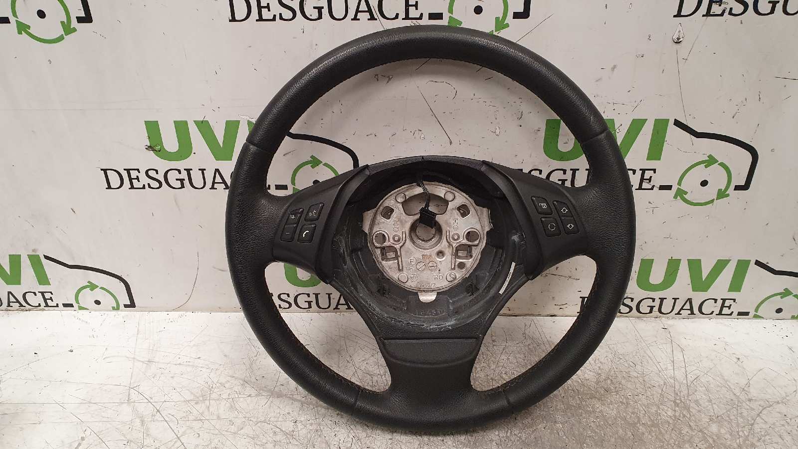 BMW 3 Series E90/E91/E92/E93 (2004-2013) Steering Wheel 676454708, 695989301 19991315