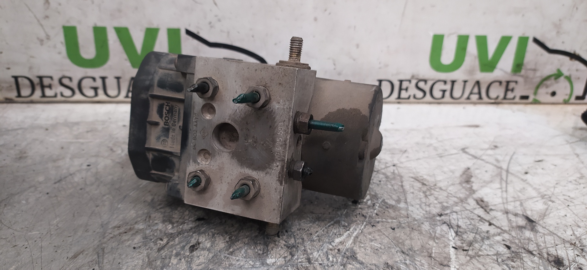 RENAULT Clio 2 generation (1998-2013) ABS Pump 0265216872 20057379