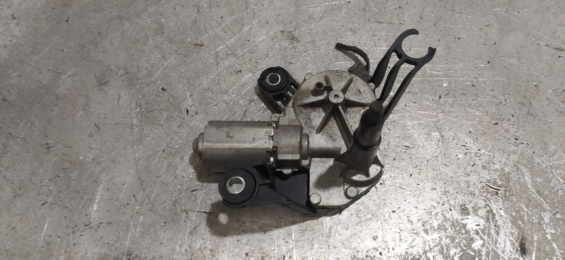 OPEL Astra J (2009-2020) Motoraș ștergător geam haion 13105981, 0390201591 20110871