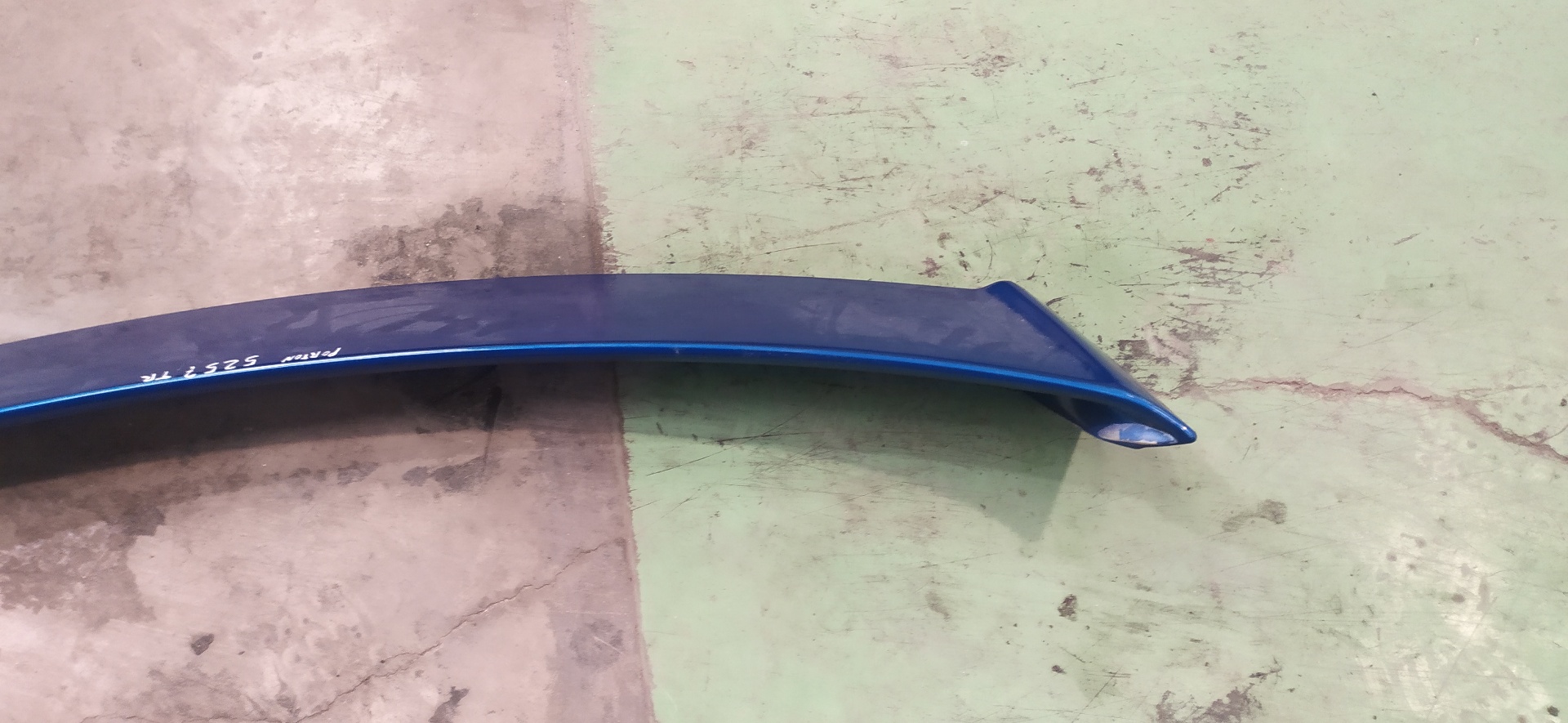 SKODA Octavia 2 generation (2004-2013) Spoiler hayon 1Z5827939 25023262