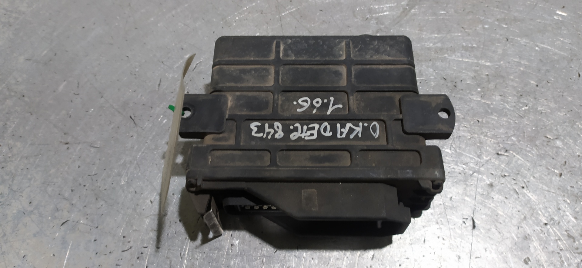 OPEL Engine Control Unit ECU 90243734, 5WK6204 23375467