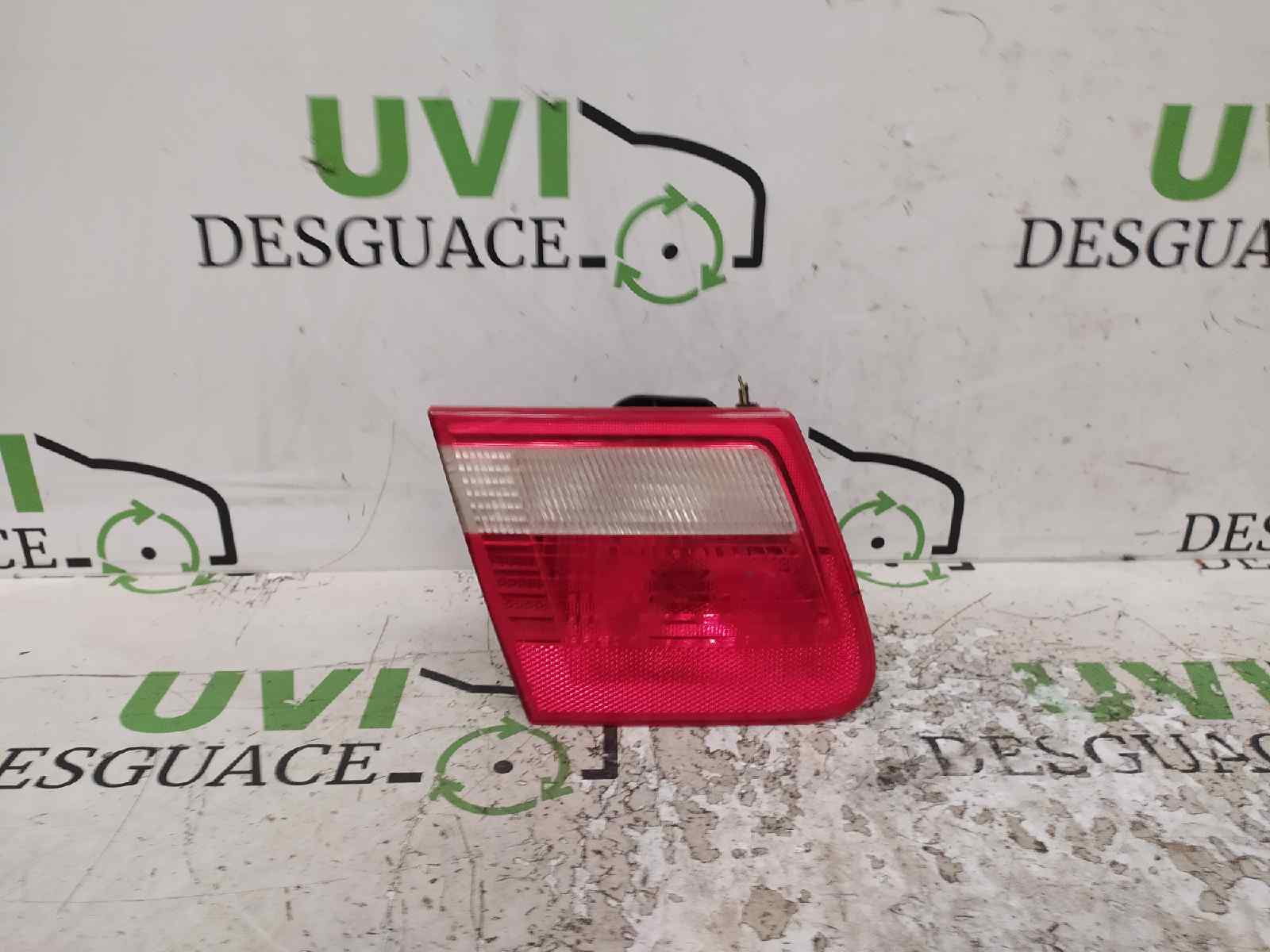 BMW 3 Series E46 (1997-2006) Rear Left Taillight 63218368759 25905911