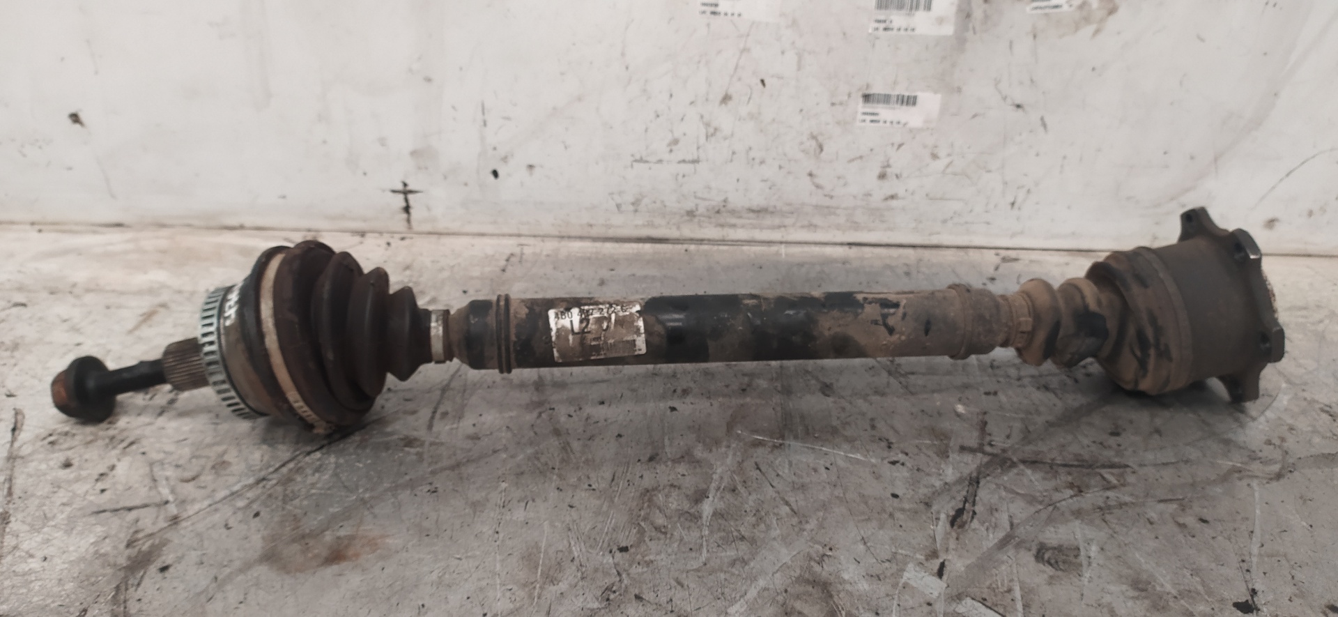 AUDI A6 C5/4B (1997-2004) Front Right Driveshaft 4B0407272C 23362840