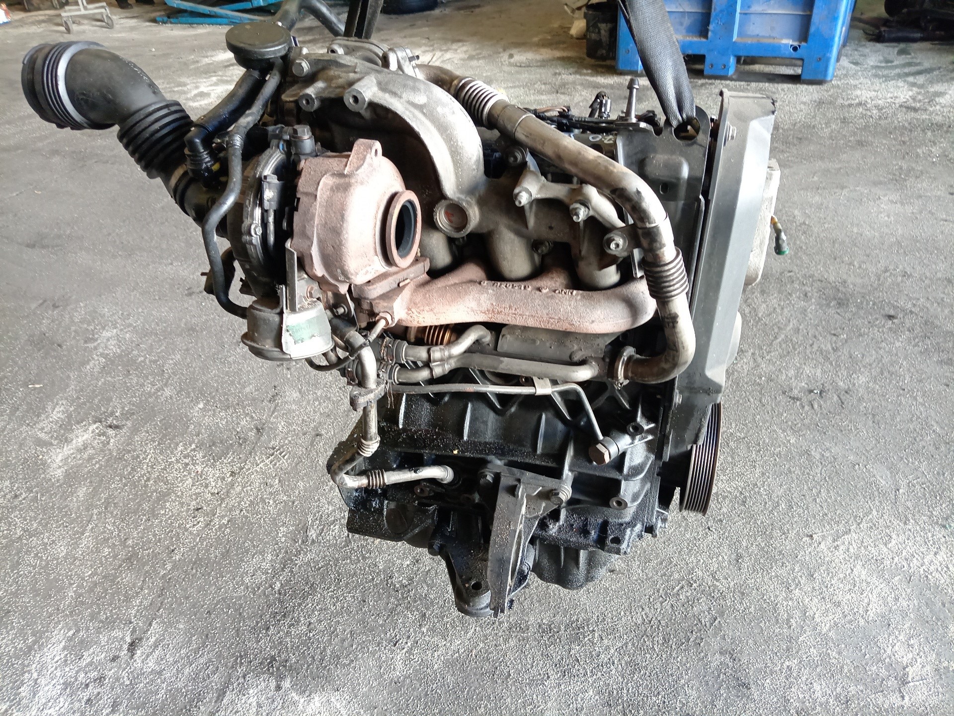 RENAULT Megane 2 generation (2002-2012) Двигатель F9Q804 23015594