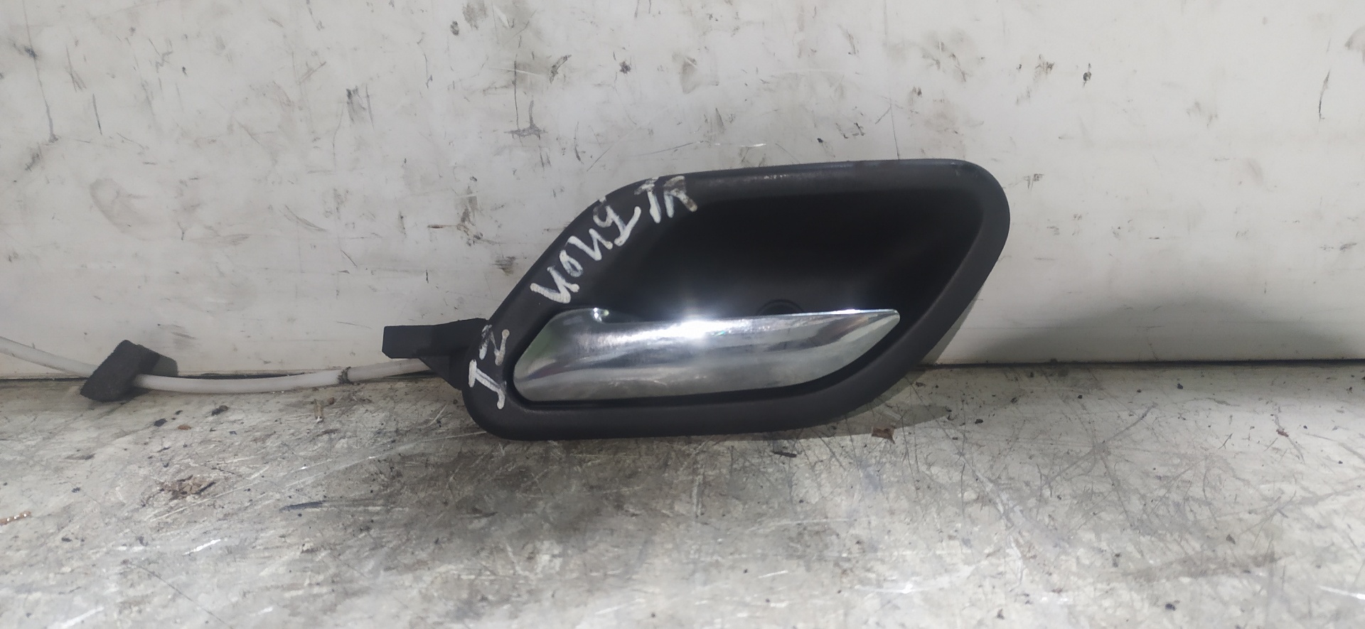 BMW 5 Series E39 (1995-2004) Left Rear Internal Opening Handle 8226049 20083450