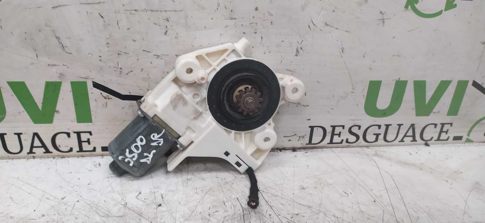 FORD Focus 2 generation (2004-2011) Motor de control geam ușă dreapta față 0130822216 20018472