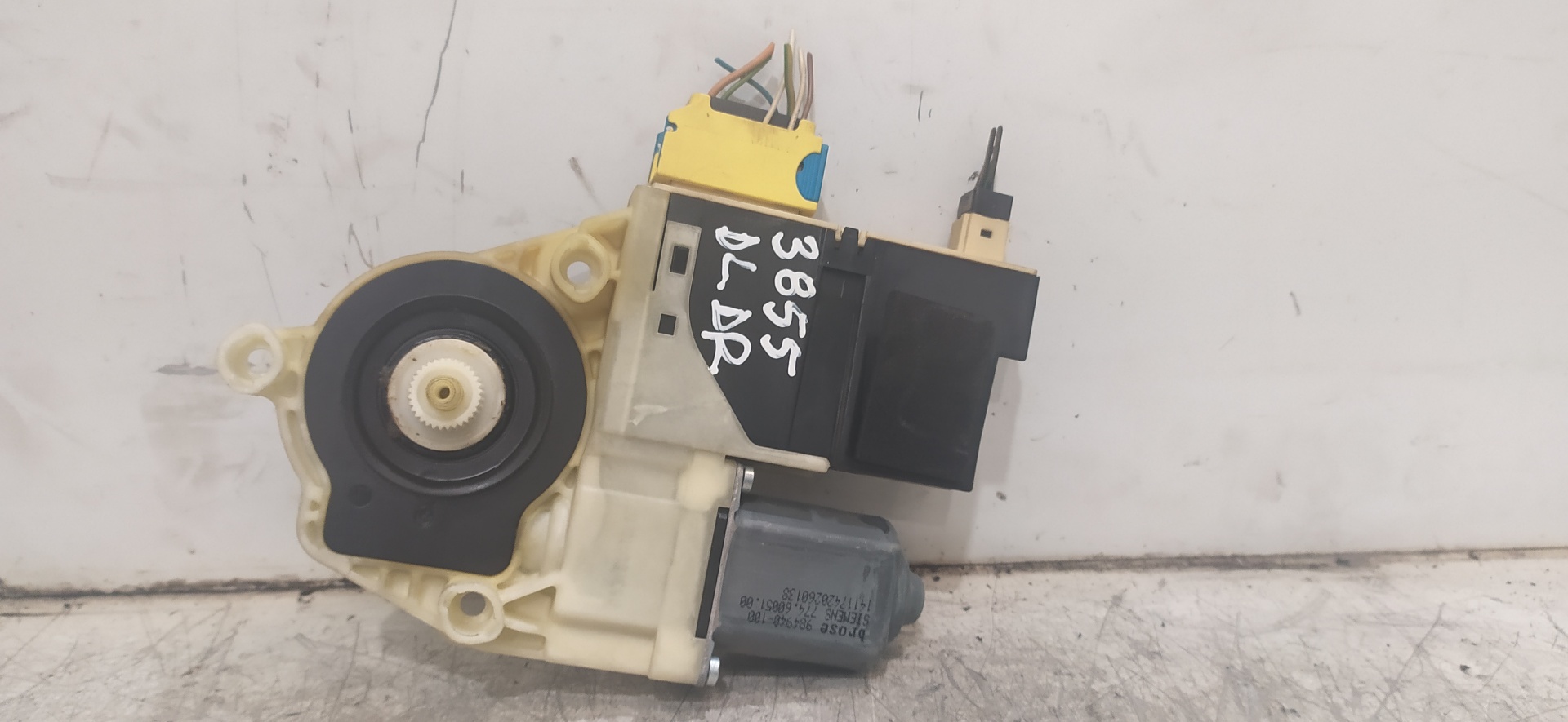 CITROËN C4 1 generation (2004-2011) Front Right Door Window Control Motor 9681574880 20068142