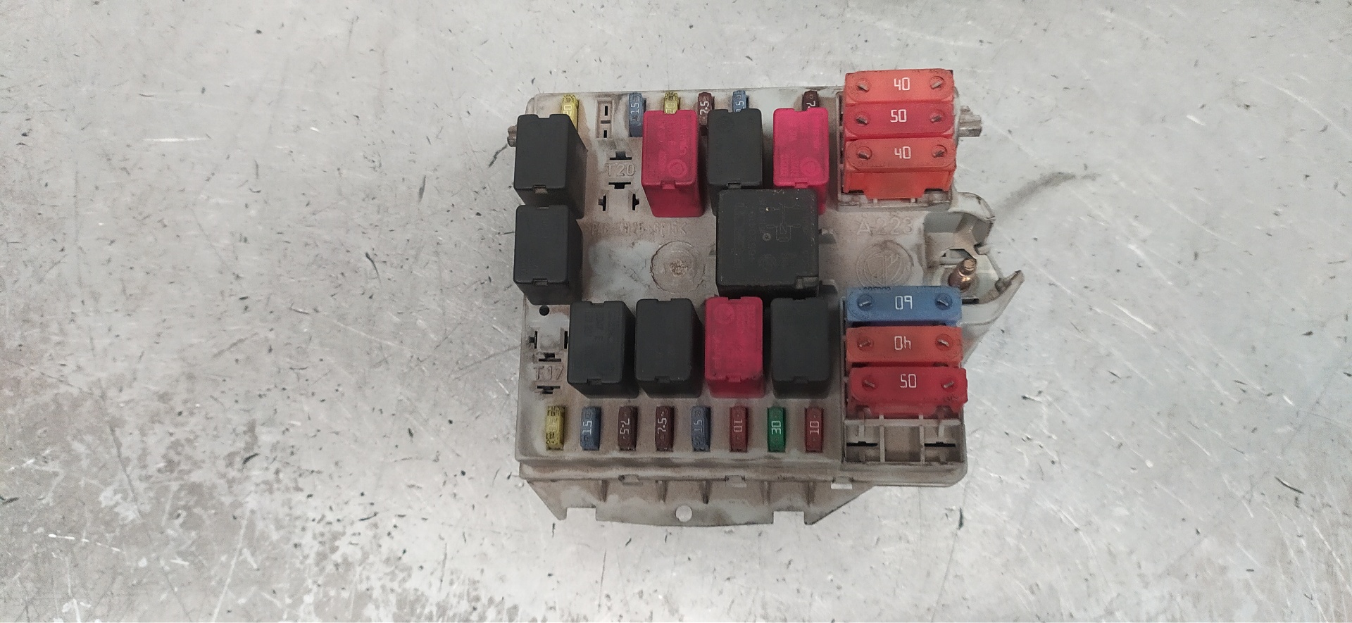 NISSAN 147 2 generation (2004-2010) Fuse Box 51742420 20115873